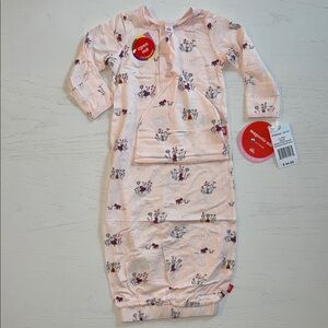 Magnetic Me Li’l Red Henley Open Gown and Hat Set Newborn-3 months